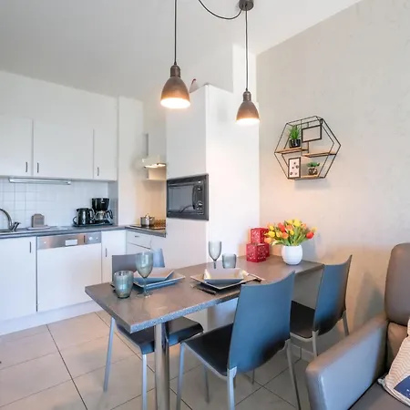 Apartamento Garden Xvxi 205 With Pool View By Interhome